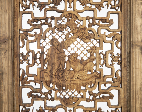 Four Part Folding Screen with Eight Immortals and Animals
Late Qing dynasty or early Republican period
Carved decorations, wood
H 194 x W 43.5 cm
HKU.W.2004.1568 a-d

Detail of a folding screen with two of the eight immortals: Chung Li Quan (left) and Li Tie Kuai (right)